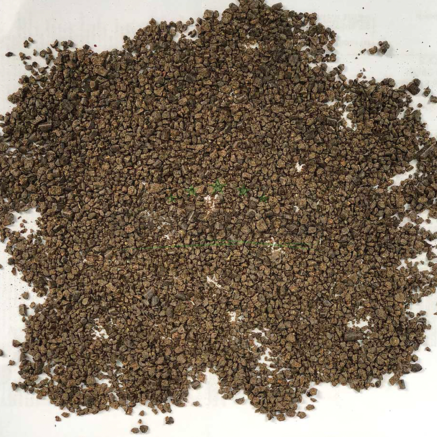 Der Terracur Bodenaktivator enthält nur hochwertige pflanzliche Bestandteile aus nachwachsenden Rohstoffen und ist frei von tierischen Materialien